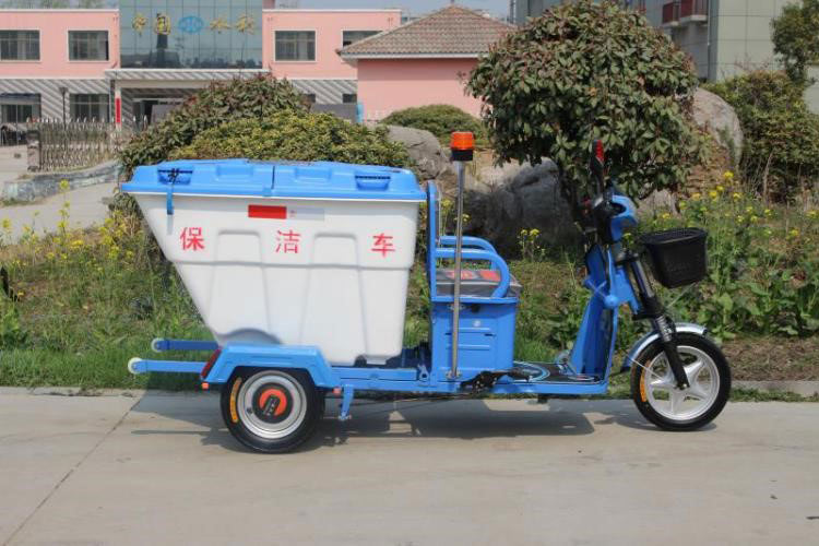 皓瑞潔電動(dòng)保潔車(chē)